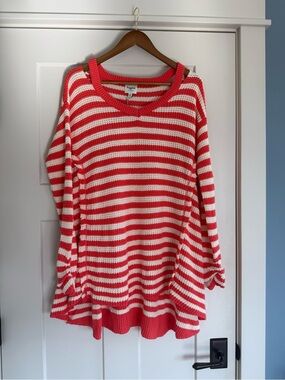 Hayden Los Angeles Coral & White Striped Cold Shoulder Knit Sweater M